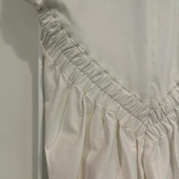 ZERO + MARIA CORNEJO White Vest w/ Gathered Sleeves & V Back Design - Size 10 - Picture 10 of 13